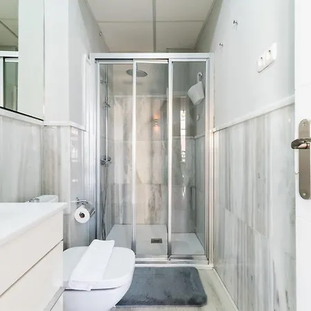 Precioso Piso En Pleno Centro De Lägenhet